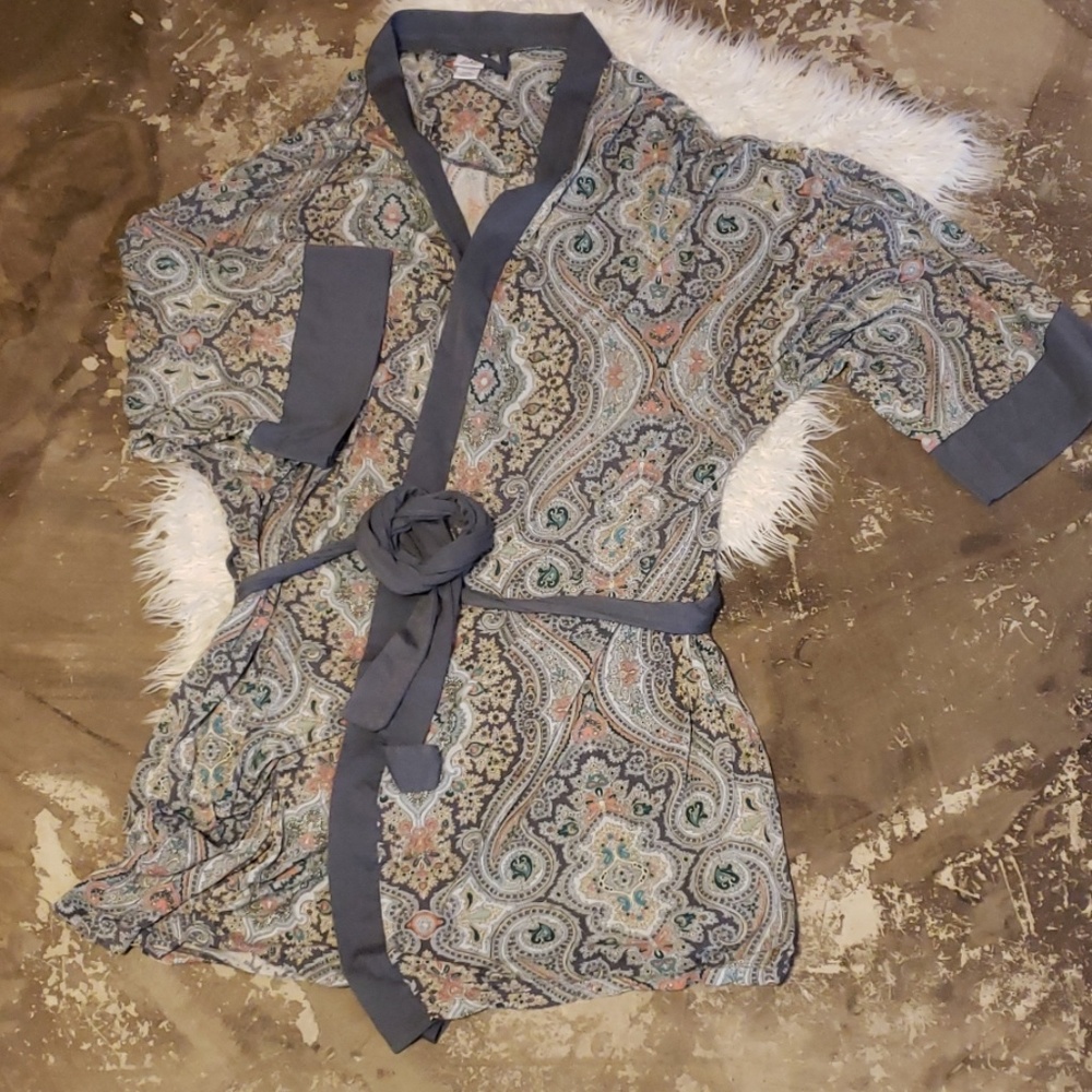 L/XL Lightweight Robe boho mandala print